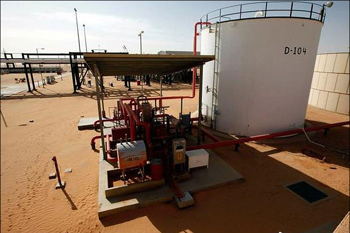 کشته و ربوده شدن چند کارمند نفتی در لیبی