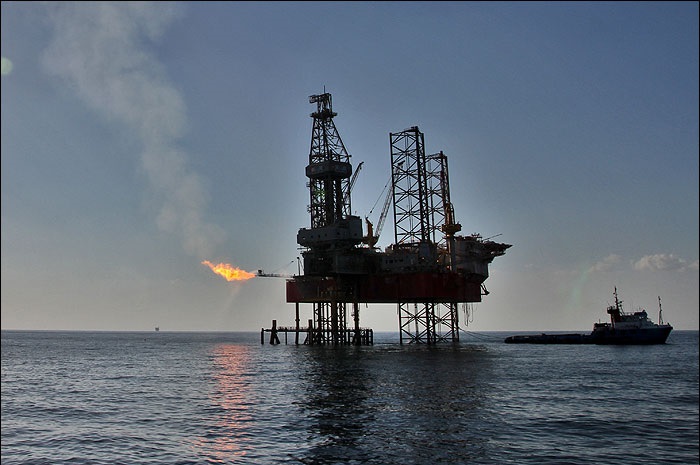 غیرفعال شدن 97 دکل نفتی دیگر آمریکا