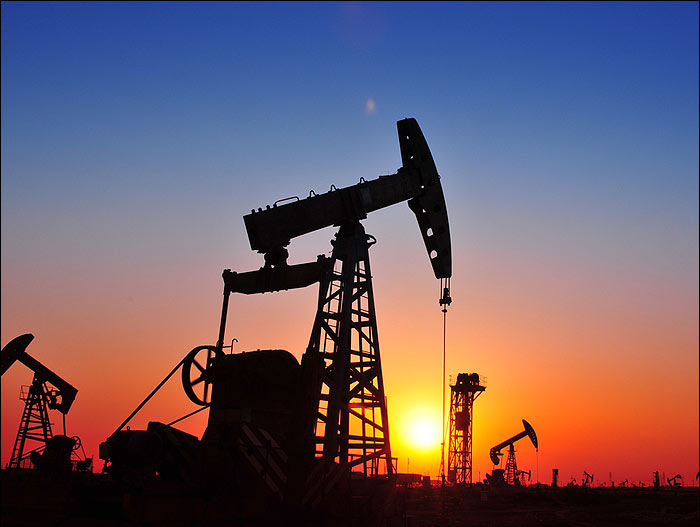 کاهش تولید نفت خام عمان در ماه آوریل