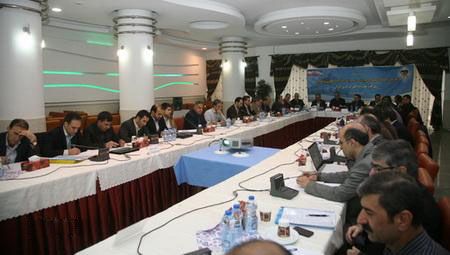 سومین جلسه کمیته راهبردی مدیریت یکپارچه مخزن و تولید شرکت نفت مناطق مرکزی ایران برگزار شد