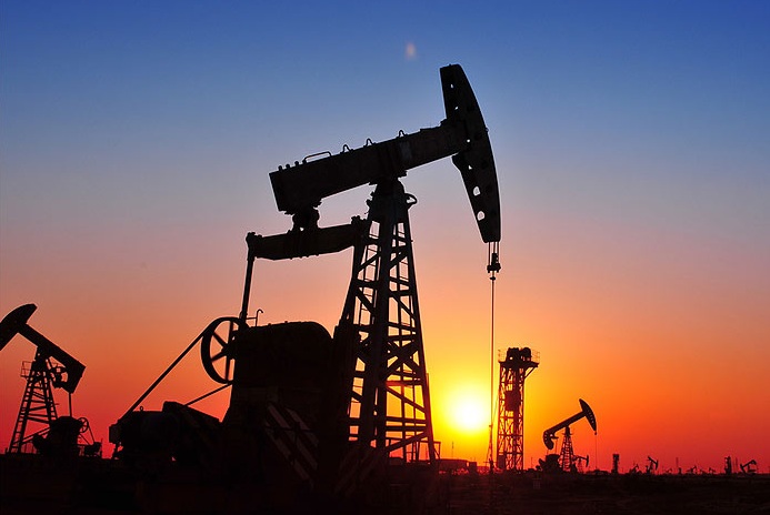 کاهش شمار دکل‌های حفاری آمریکا با وجود رشد قیمت نفت