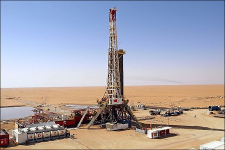 خیزبلند مناطق نفت‌خیزجنوب برای دستیابی به تولید ٣,٠٣ میلیون بشکه نفت