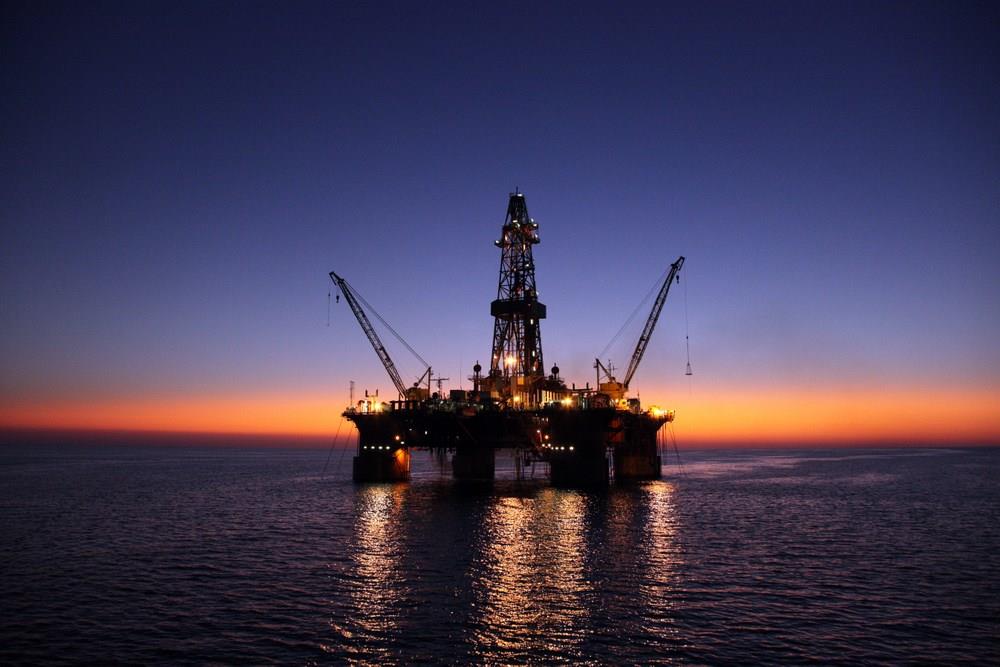 توسعه میادین نفتی و گازی در گروی سرمایه‌گذاری خارجی‌ها؟